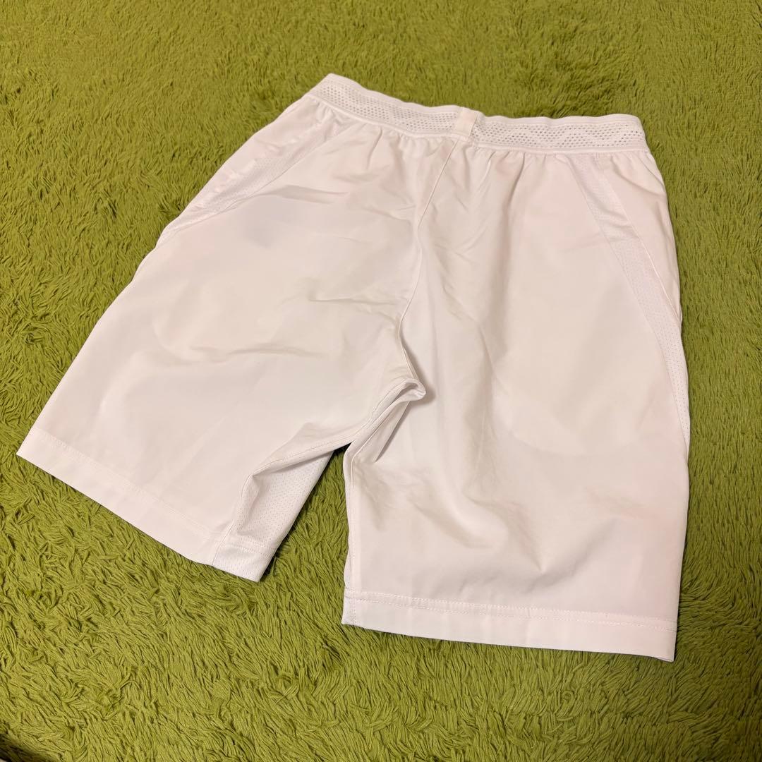 【美品】YONEXヨネックス　ゲームパンツ　M バドミントン　テニス　ホワイト