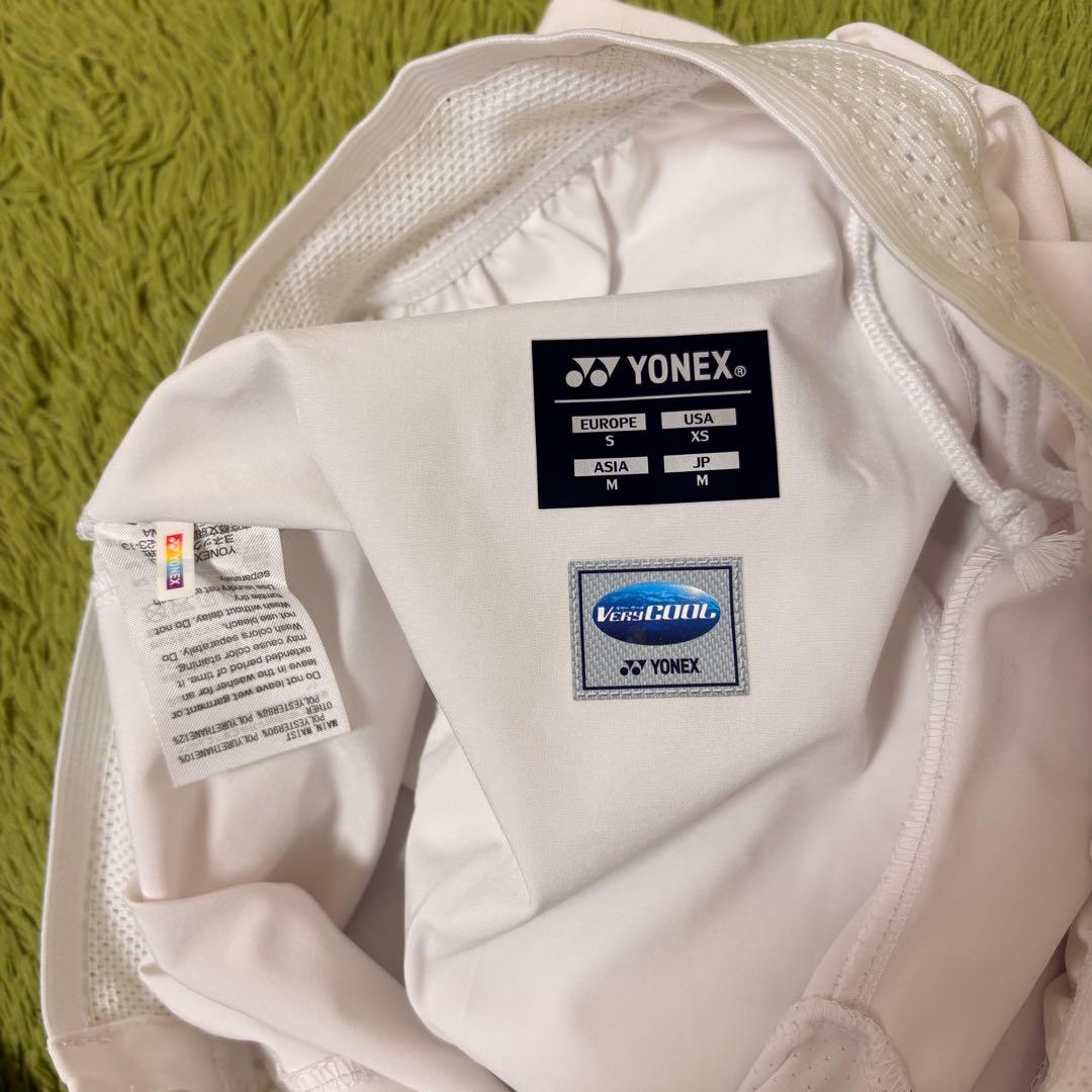 【美品】YONEXヨネックス　ゲームパンツ　M バドミントン　テニス　ホワイト