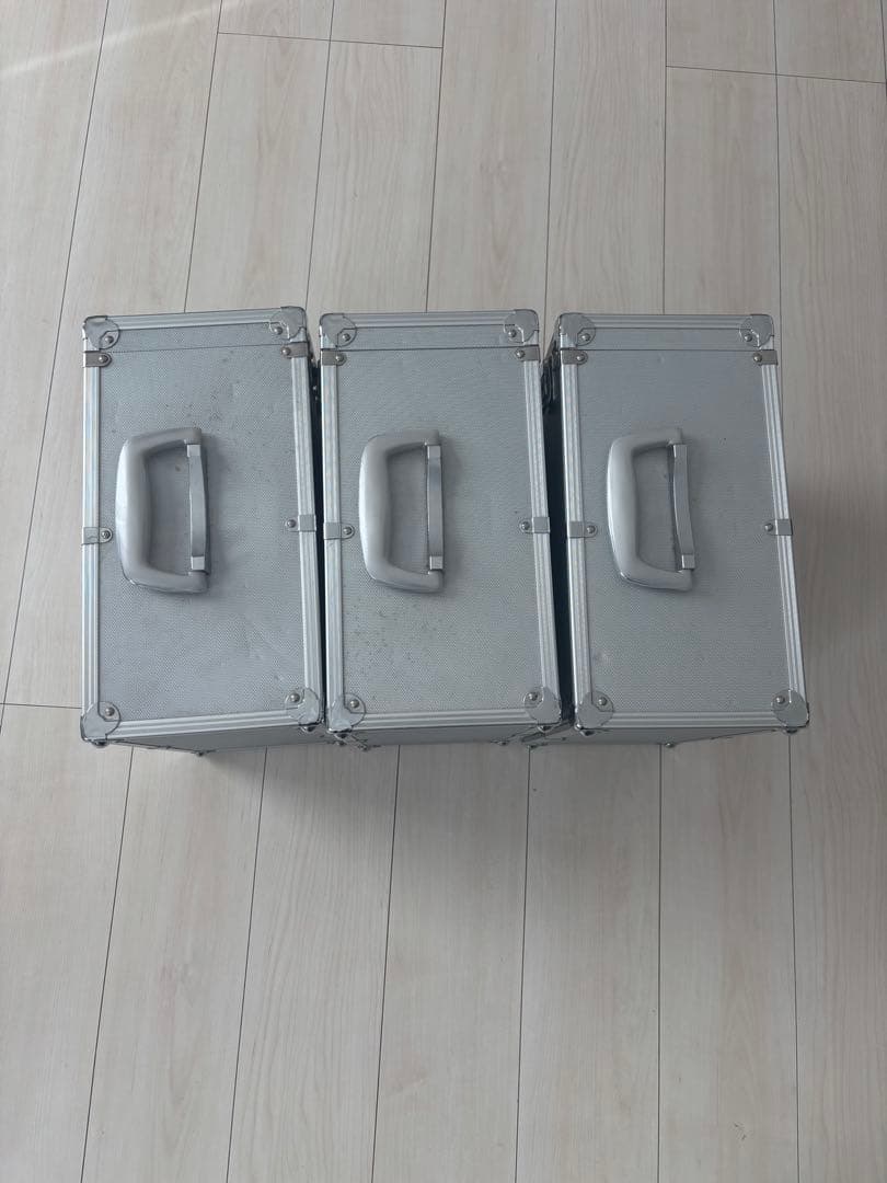 レコード洋楽邦楽まとめ売り、ばら売りしません。ケース付きです。