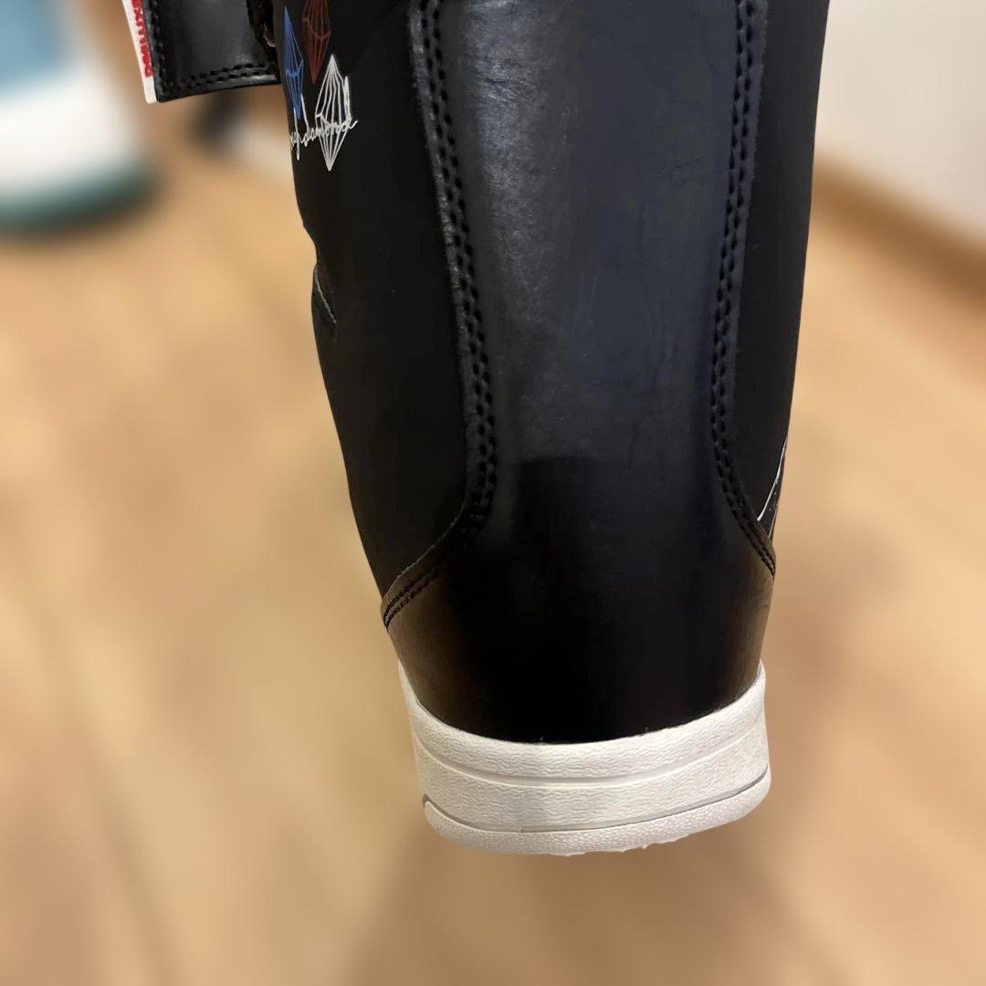 21cm子ども用 ブラック スノーボードブーツ