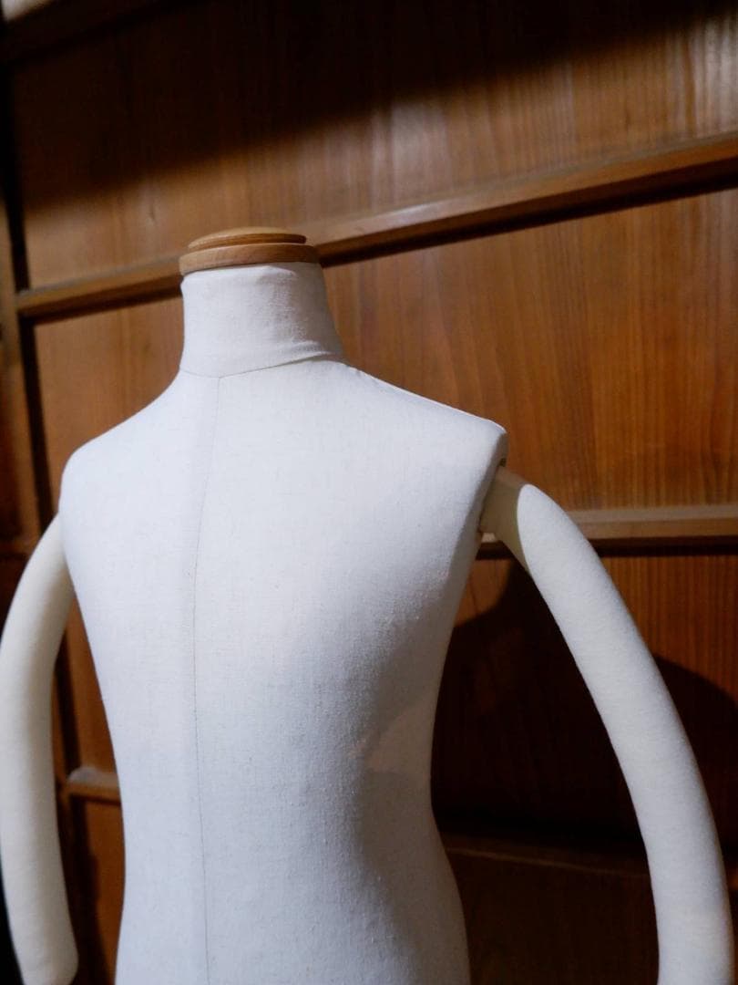 子供用トルソー 腕付き 110~134cm マネキン 布張り キッズ