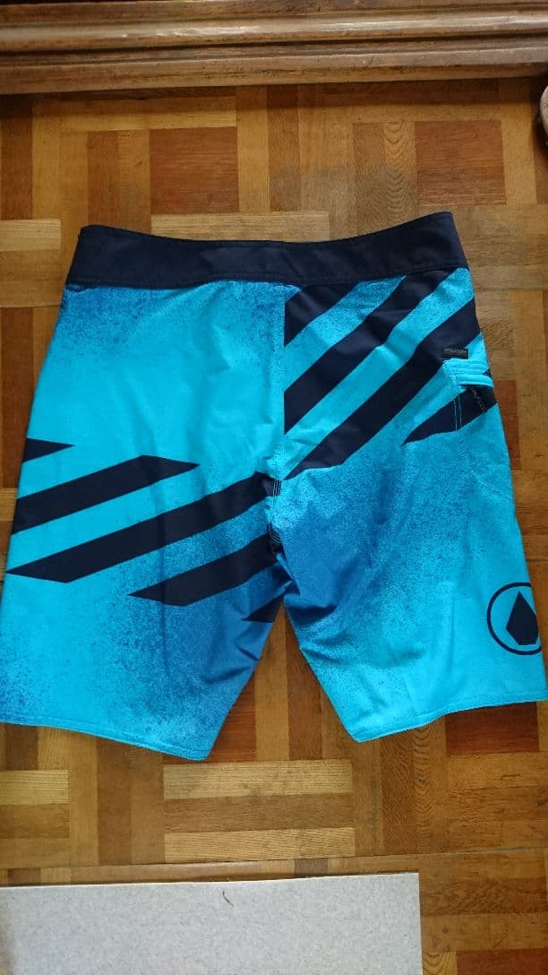 ハーレー VOLCOMサーフパンツセット販売