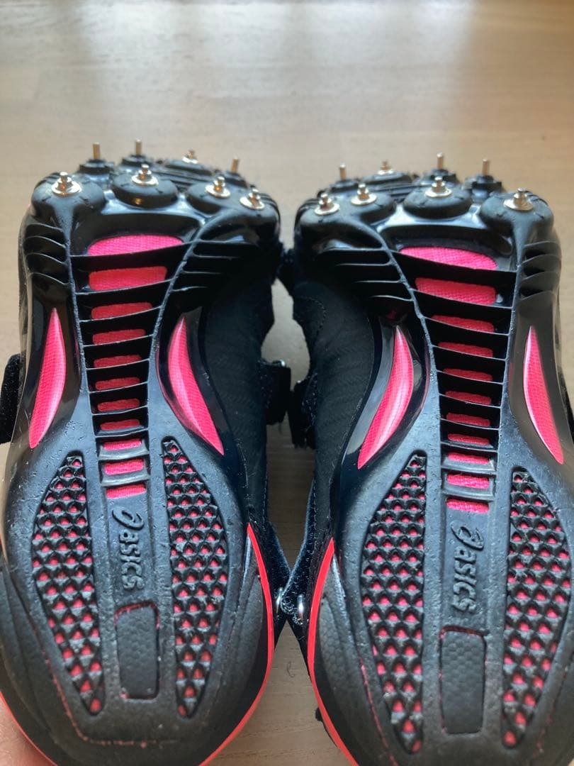 asics CYBERBLADE スパイク黒/ピンク23センチ未使用付属品付