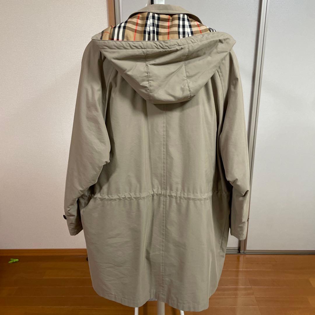 Burberry メンズコート。ダウンベスト付き。