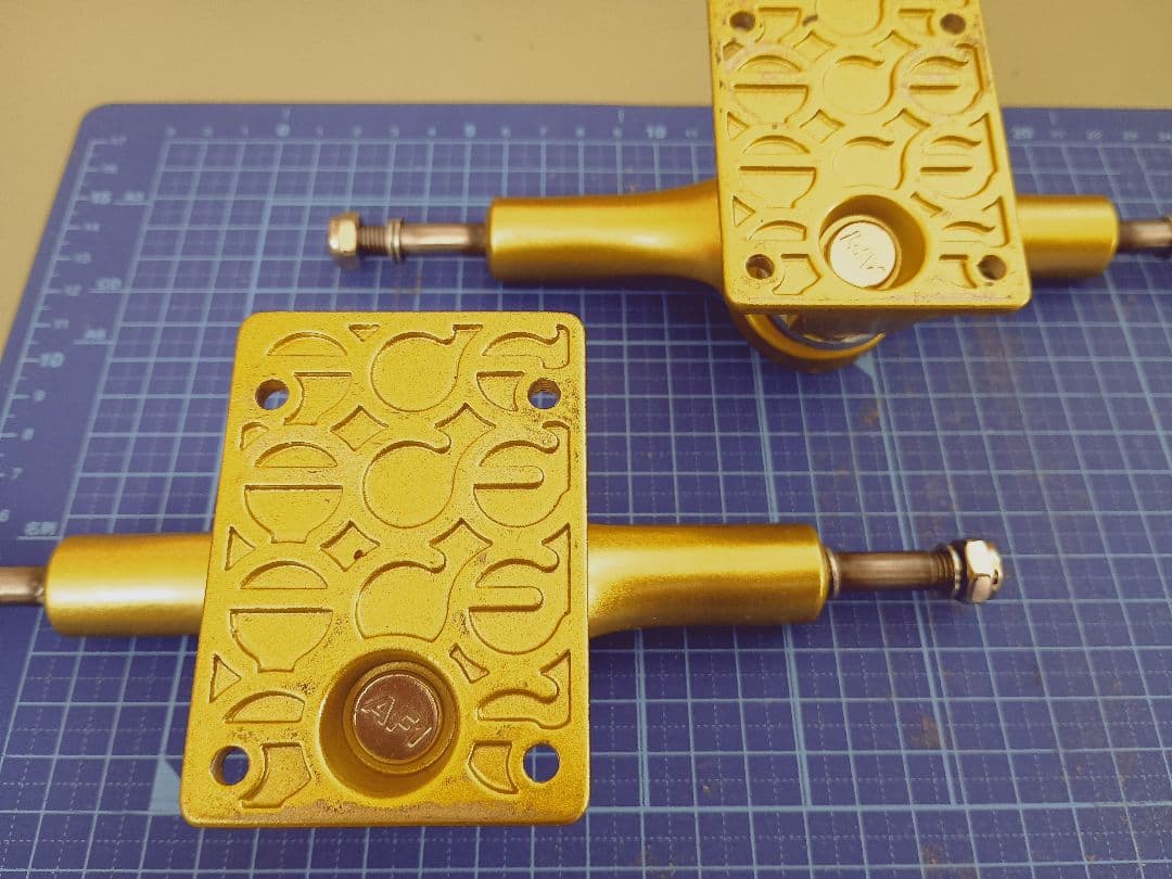 エーストラック55 ゴールド　AF1 ace truck gold