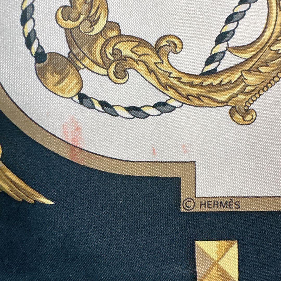 HERMES エルメス カレ90 鍵柄 シルク スカーフ ネイビー