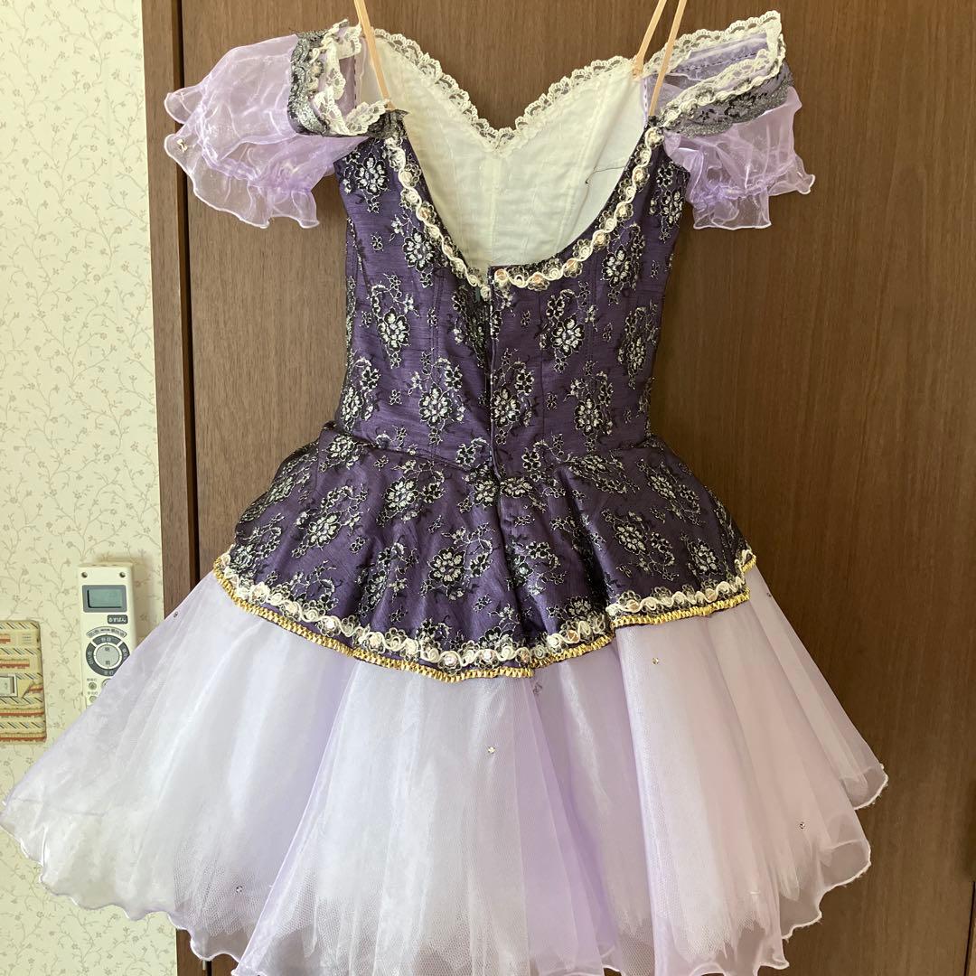 バレエ衣装チュチュ　身長152センチ体重40kg