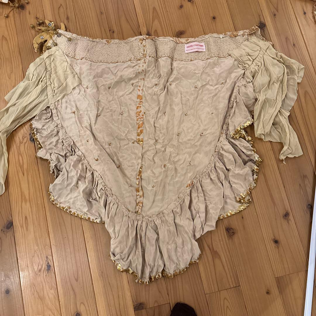 3月15日までお値引き還元サービス！ ゴールド ベリーダンス衣装セット