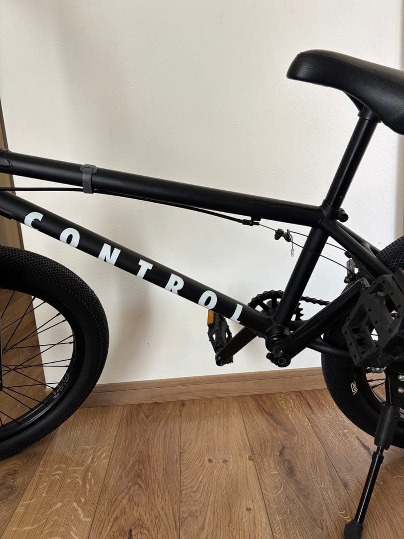 cult x vans コラボbox