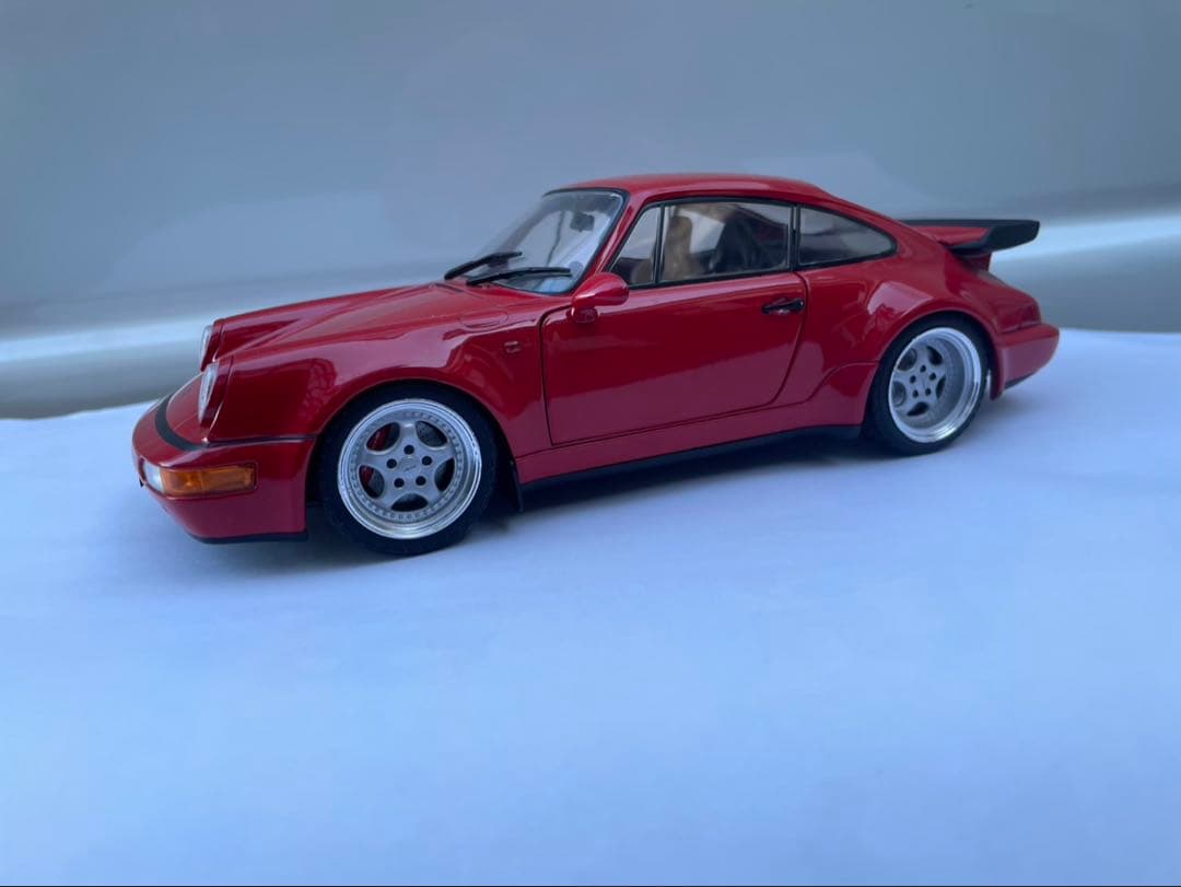 k*u様 ソリド1/18 ポルシェ964 3.6ターボ　レッド中古