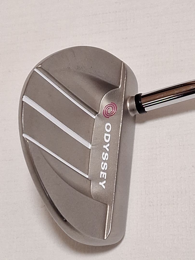 【レディース】 ODYSSEY ホワイトホットプロ V-LINE 32インチ