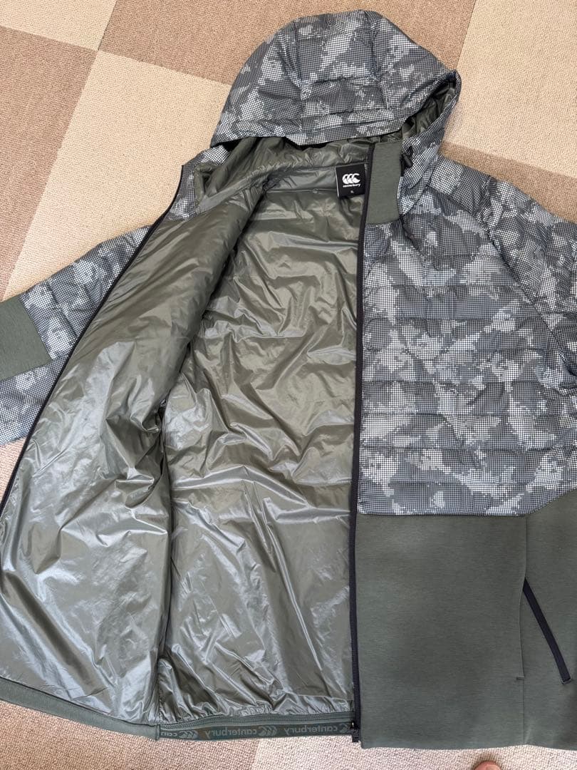 カンタベリー XL 迷彩柄 クイーンズインサレーションジャケット 未使用