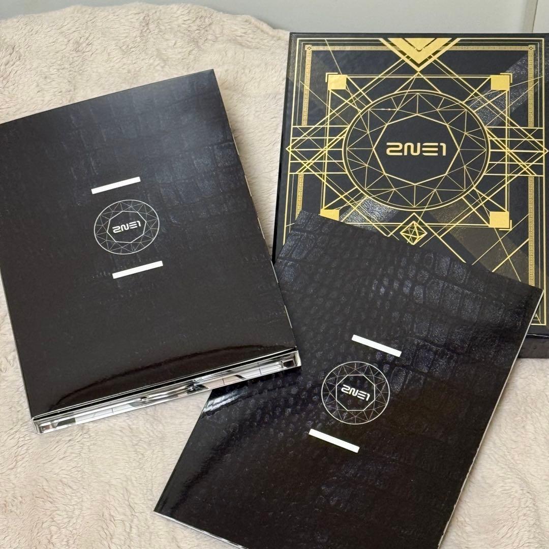 2NE1 DVD/Blu-ray/CD/ペンライト セット