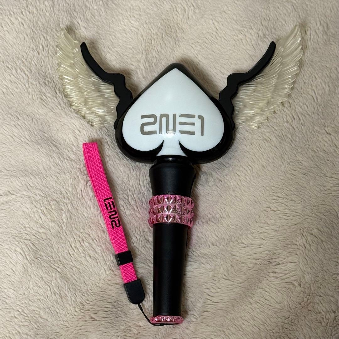 2NE1 DVD/Blu-ray/CD/ペンライト セット