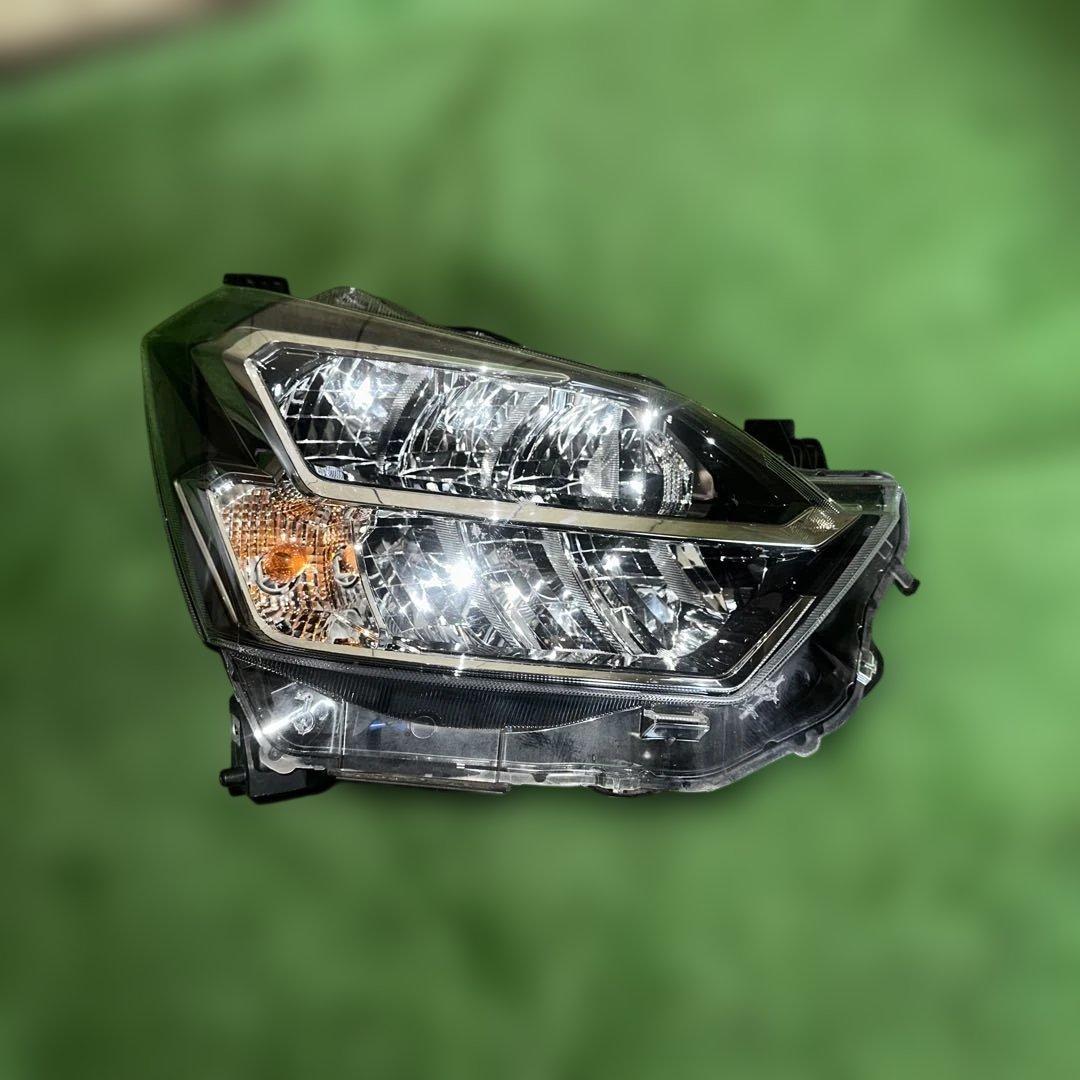 LA360S ミラ EIS 2019 ヘッドライト 右