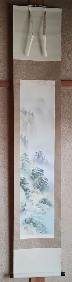 【新品未使用】金子春雪筆　青緑山水　肉筆絹本掛軸（共箱）