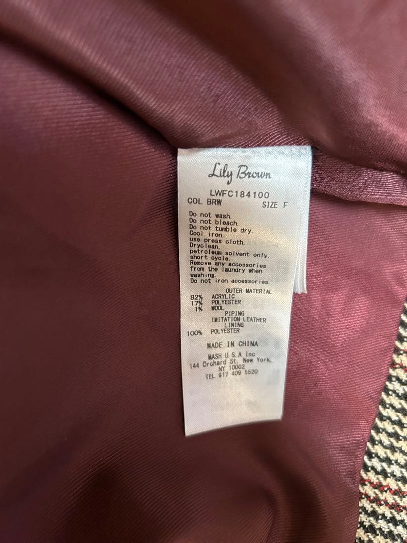 美品⭐︎Lily Brown レザーパイピングケープコート　ポンチョ千鳥柄フリー