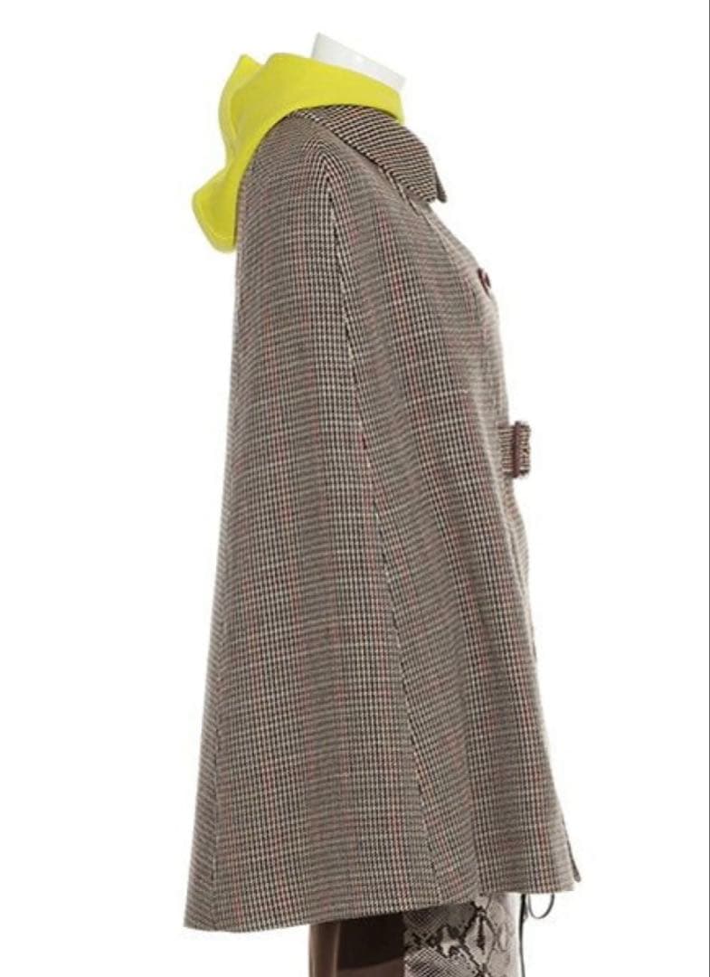 美品⭐︎Lily Brown レザーパイピングケープコート　ポンチョ千鳥柄フリー