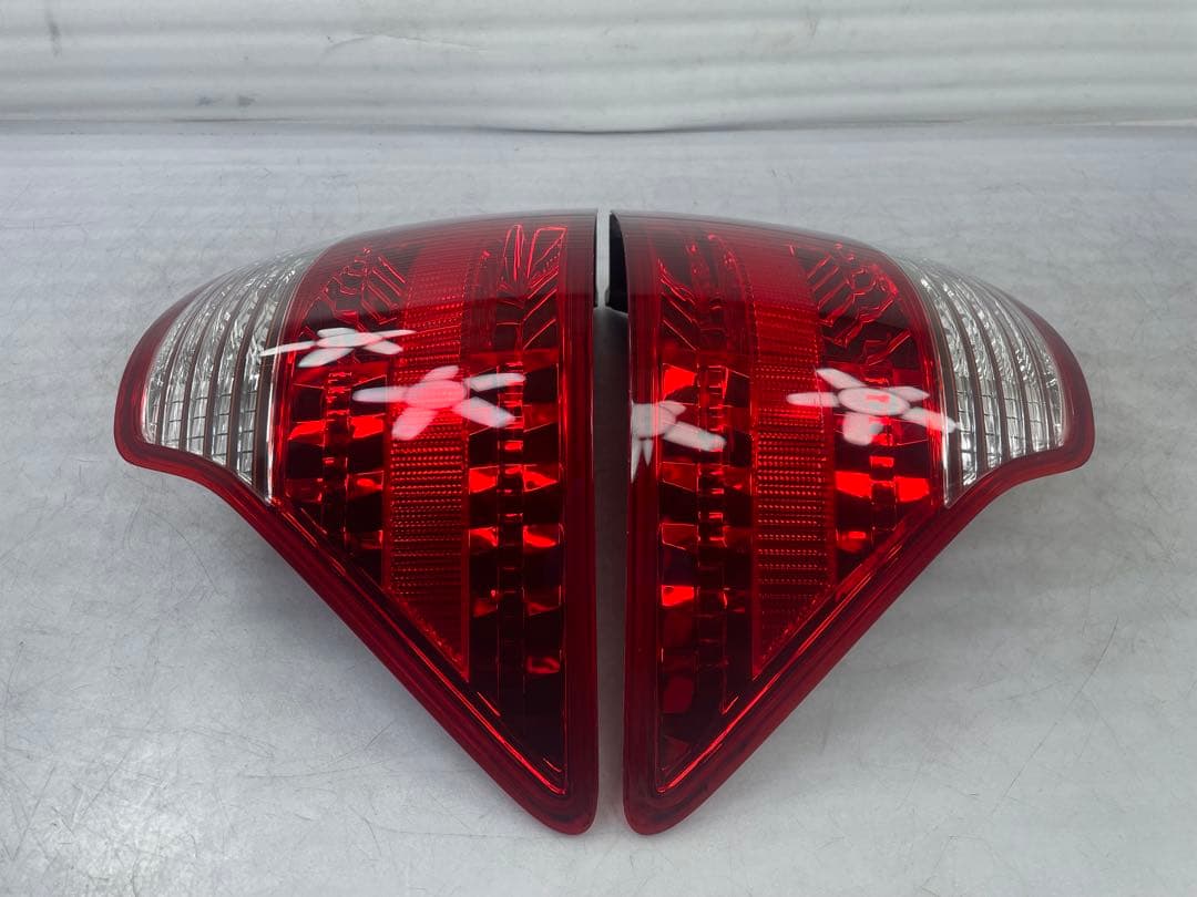 クラウン ロイヤル 後期 純正LED テール ライトICHIKOH 30-336