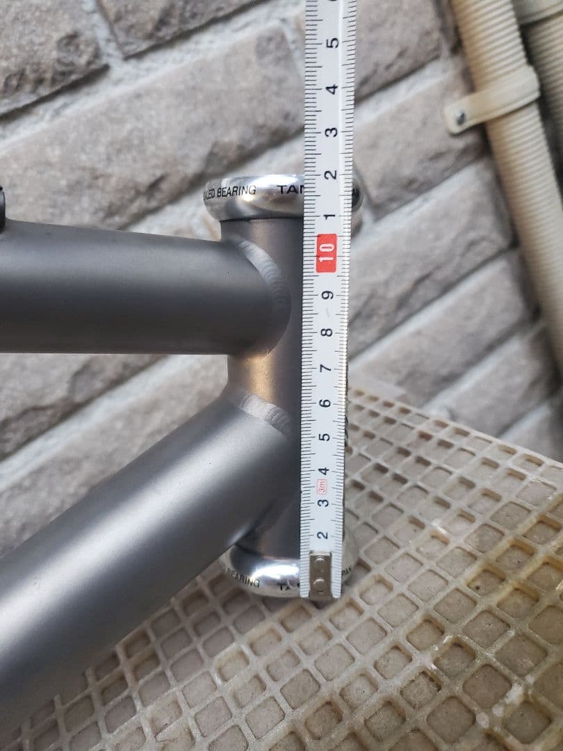 MORATI マウンテンバイクチタンフレーム26インチ用　中古品