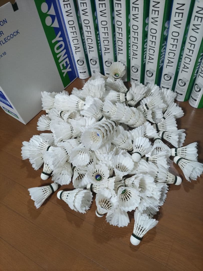 YONEXニューオフィシャル(F80)ノック用130個