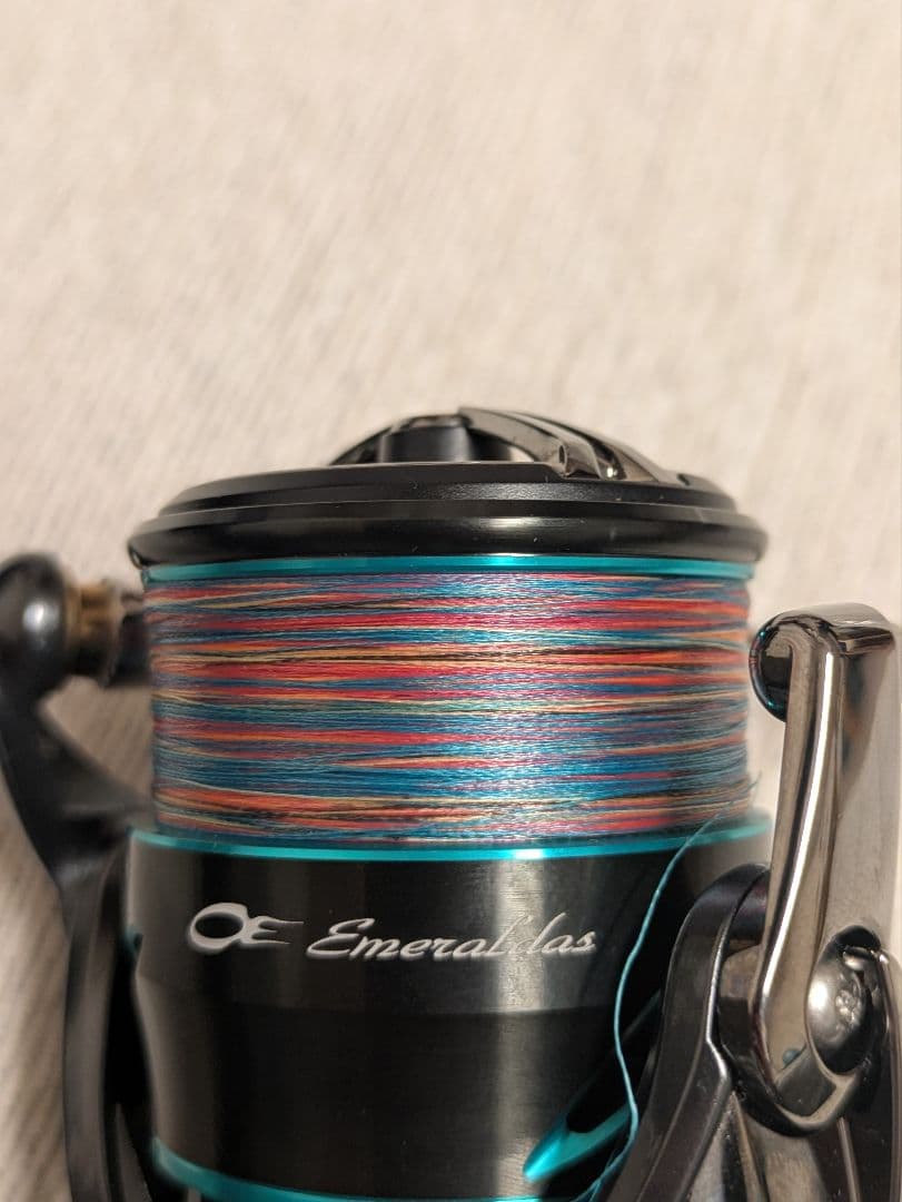 Daiwa Emeraldas AIR FC LT2500S スピニングリール