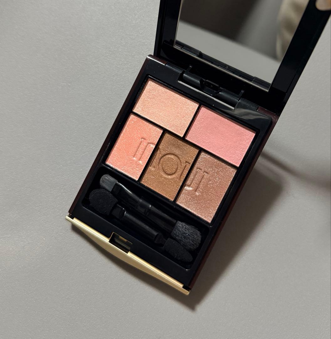 INOUI インウイ アイズ 09　限定色　アイシャドウ