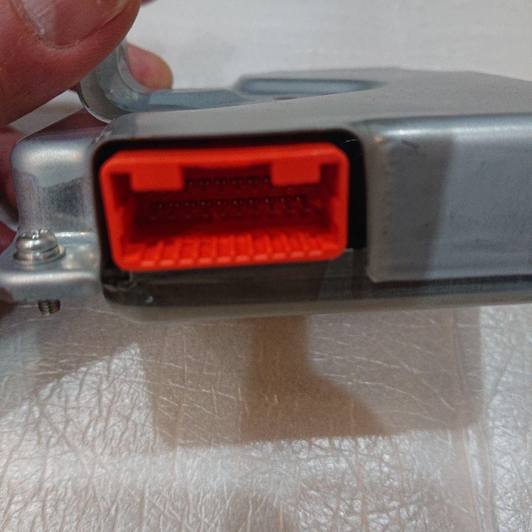 30プリウスボルテージセンサー