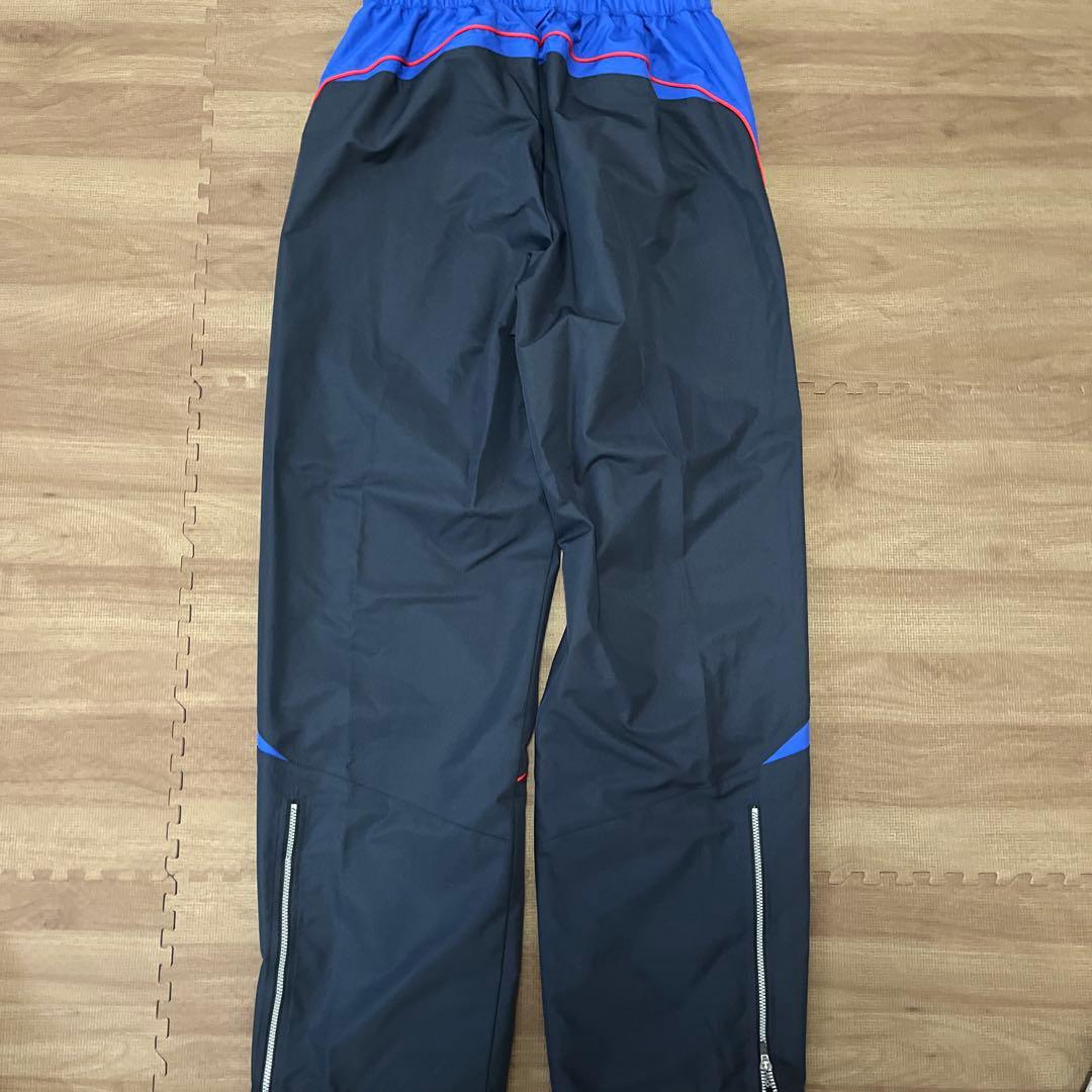 ヴァンフォーレ甲府　ウィンドブレーカー上下　Lサイズ