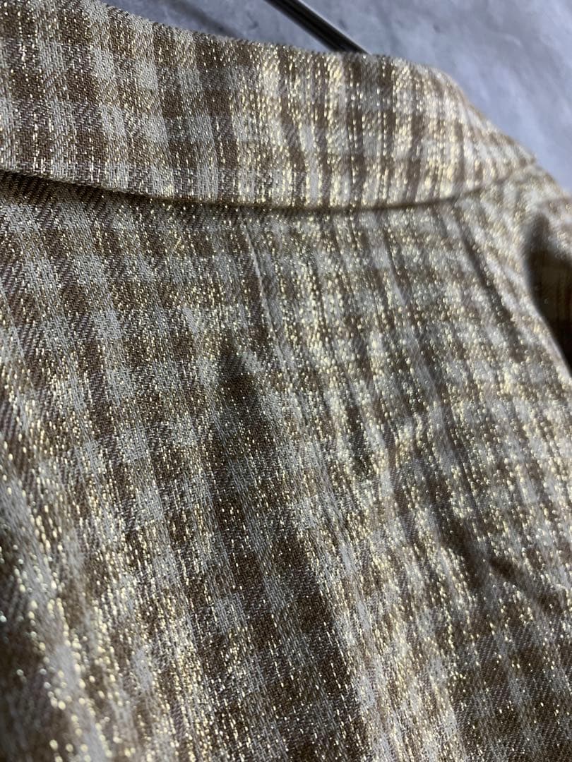 ♪ OUT OF FRAMe 薄手　ラメジャケット　ベージュ系　チェック　長袖