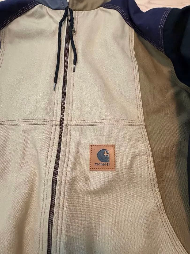Carhartt リメイクジャケット