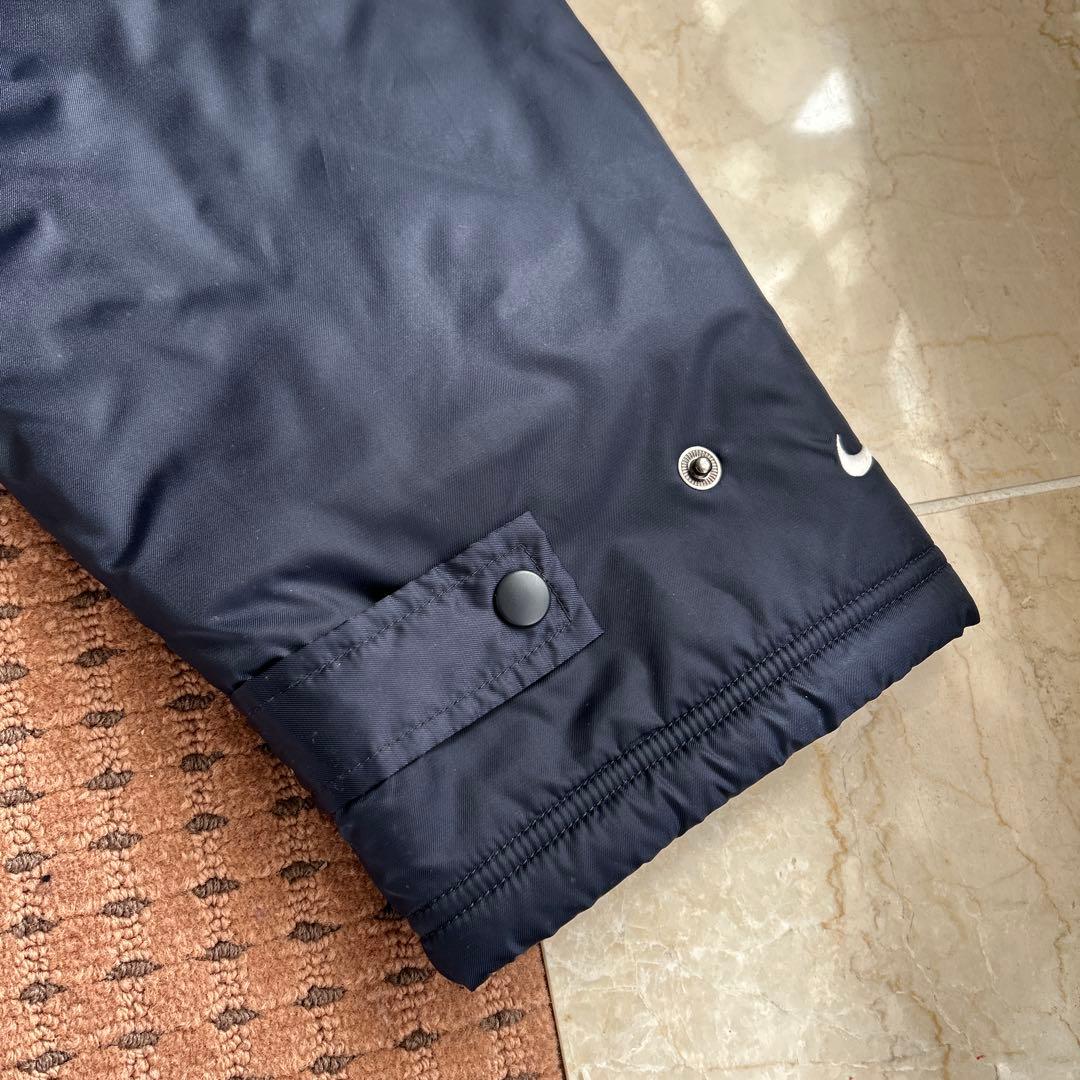 未使用タグ★NIKE 11000円 撥水 防寒 ベンチコート M 紺色 中綿ボア