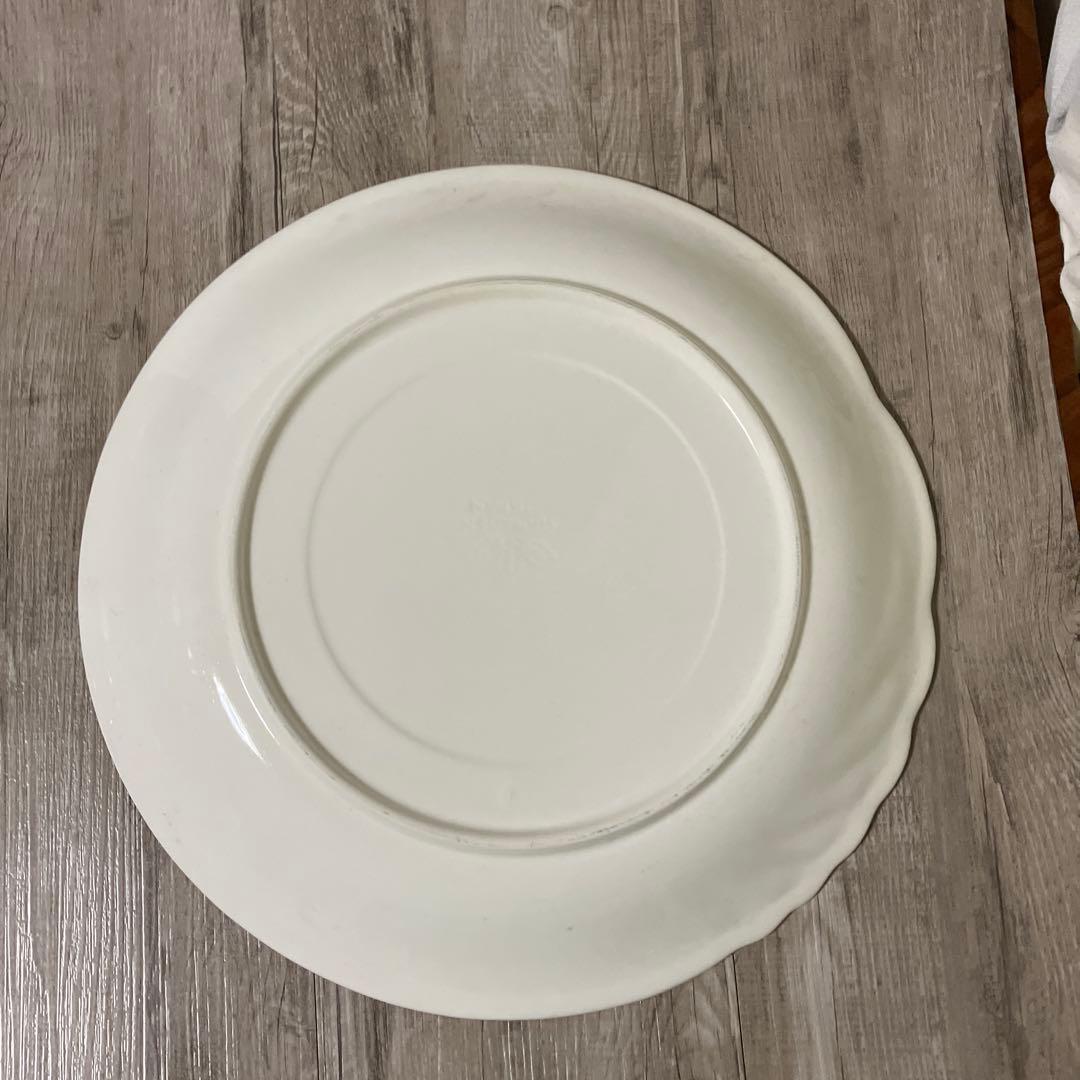 E-1 【極美品】大皿 金彩 小花柄 シェルレリーフ プレートパーティー盛皿上品