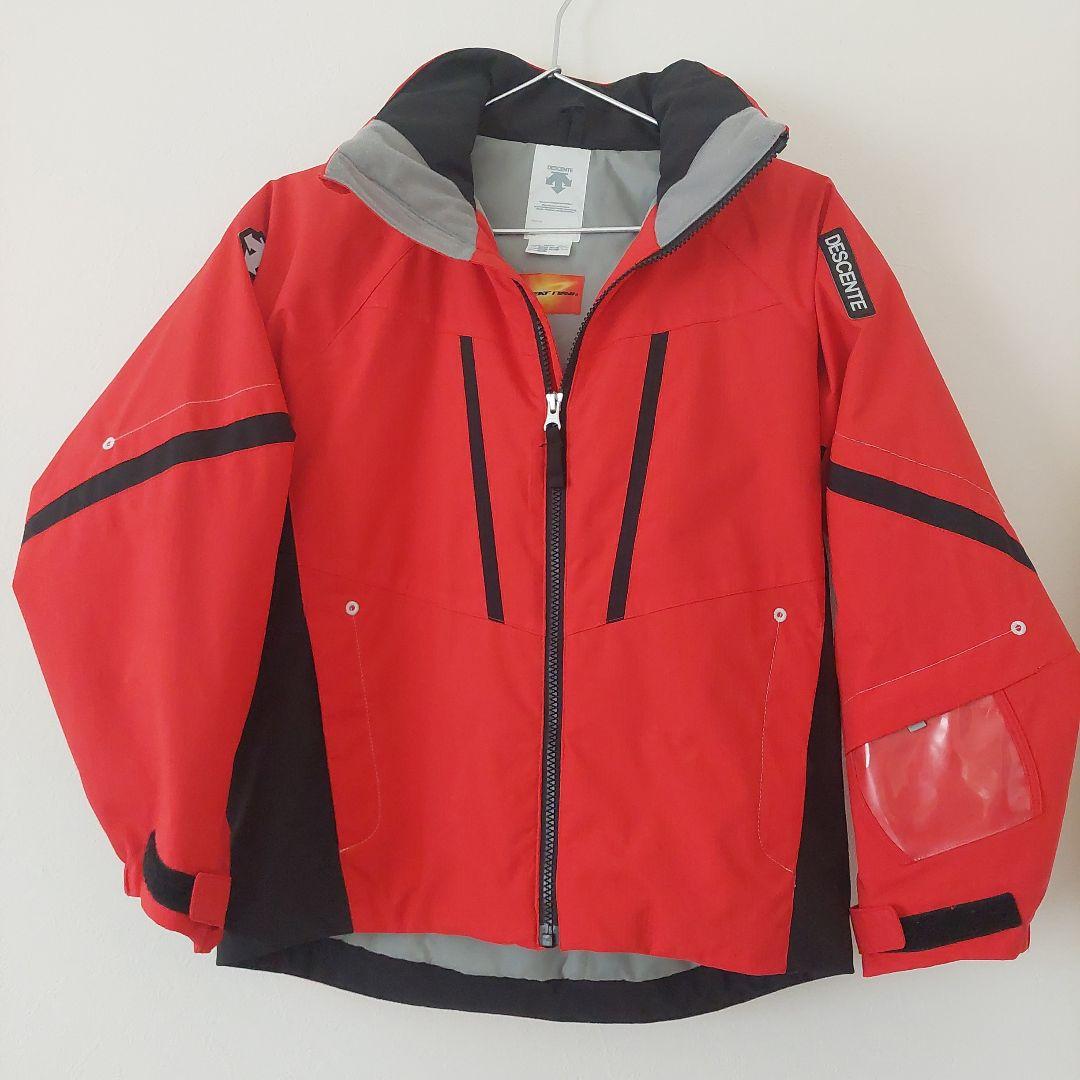 DESCENTE　スキーウェアセット　１４０cm