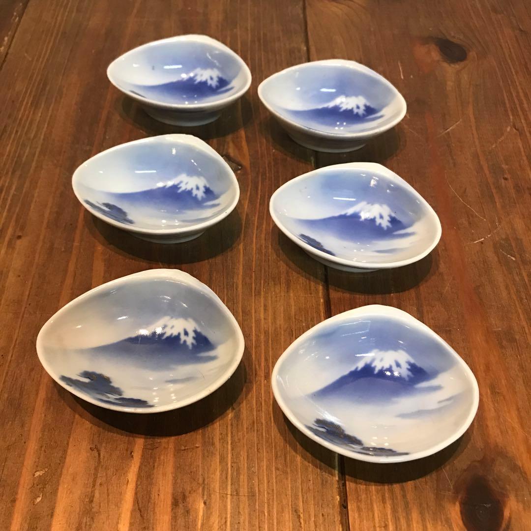 美品　深川製磁　陶器　当時物　富士　貝殻型　小皿　小鉢　醤油皿　上品な絵柄