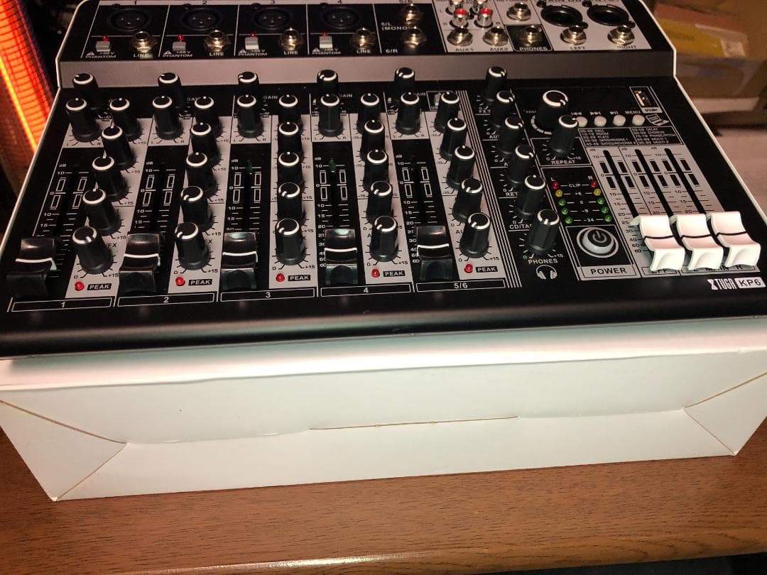 高*健様 XTUGA KP6 6チャンネルアナログミキサー