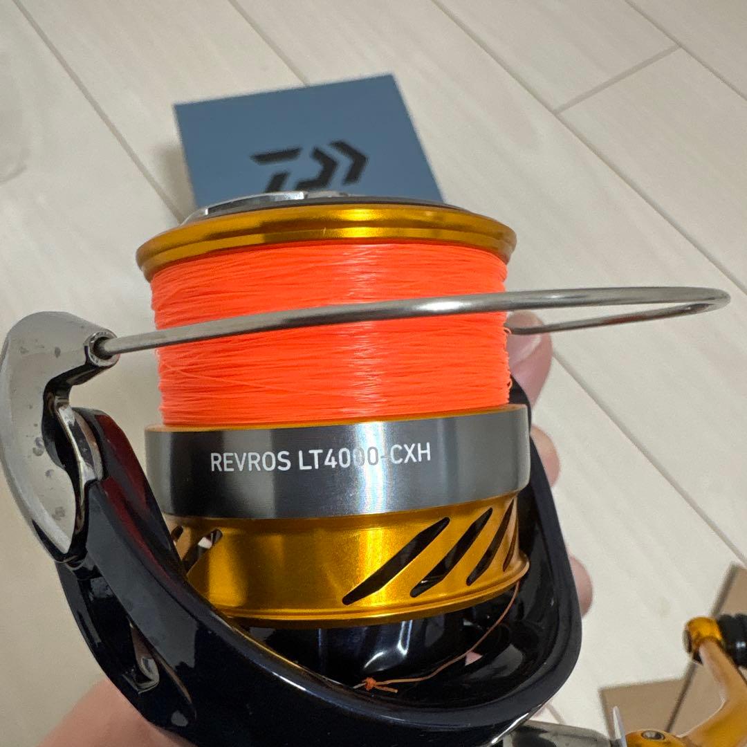 DAIWA REVROS LT4000-CXH スピニングリール