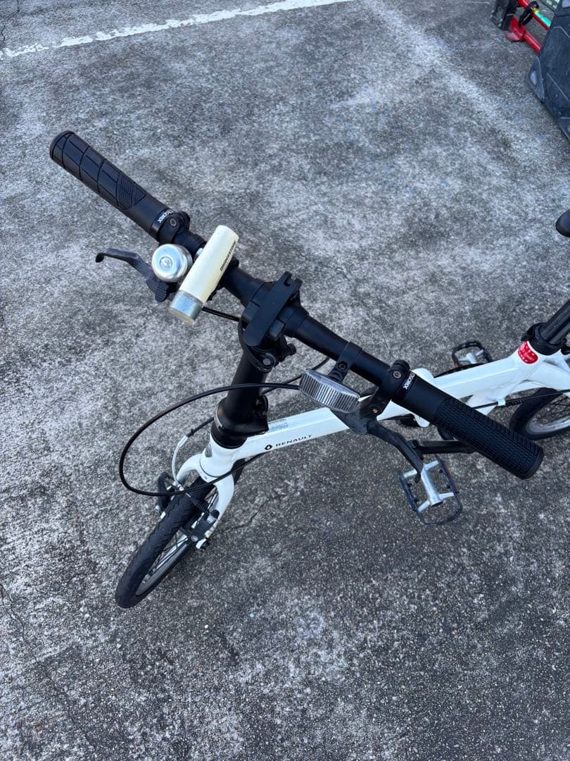 RENAULT ルノー PLATINUM LIGHT 6 ホワイト 折り畳み