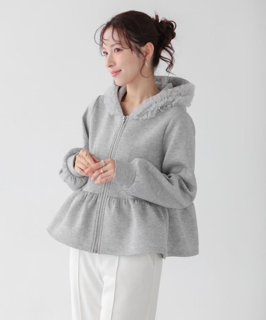 ダンボールチュールフードジップアップパーカー　フィットモア　chesty 好きに