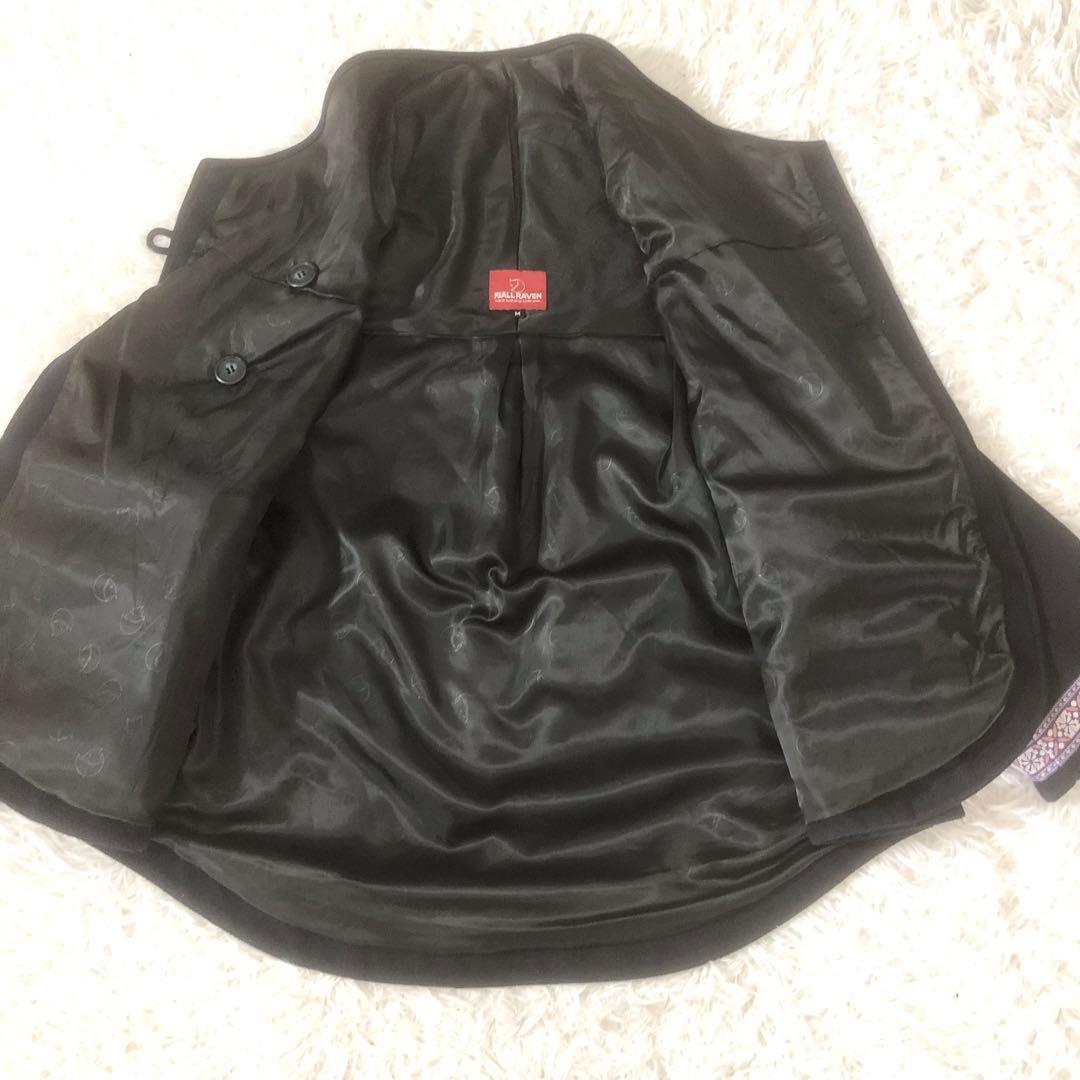 zen フェールラーベン ポンチョコート ロゴ刺繍 裏地総柄