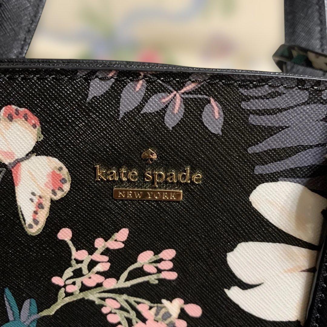 ケイトスペードハンドバッグ花柄中古品パスケース付き