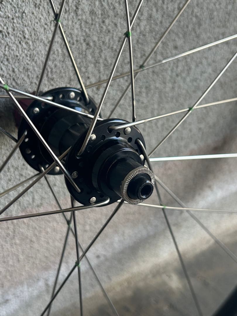 ロードバイク　カーボンホイール　リムブレーキ用メーカー不明　リアのみ　 700C