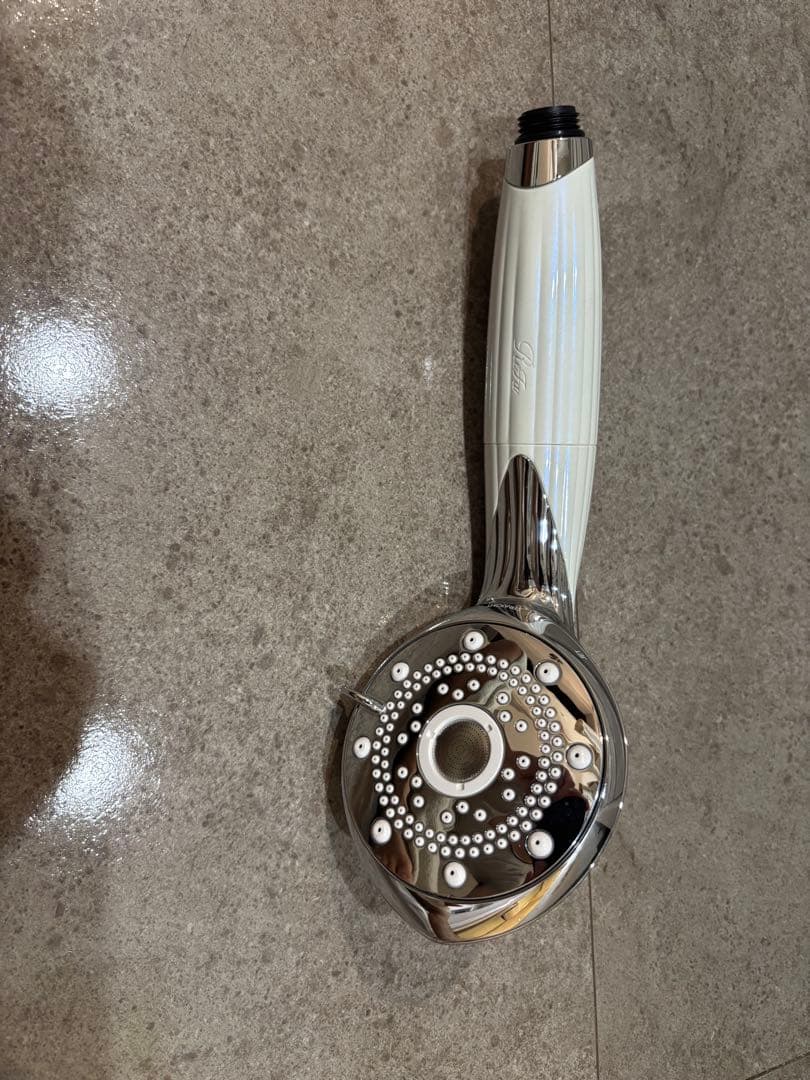 【値下中】ReFa リファ　シャワーヘッド　ファインバブルピュア