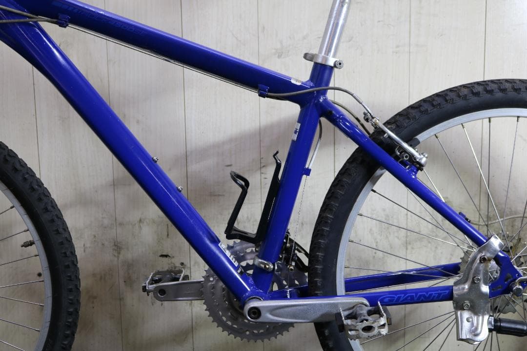 GIANT ROCK4500 26型アルミ 21速 430mm MTB BLUE