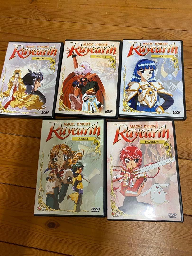 魔法騎士レイアースMemorial BOX 1 + DVD5枚セット CLAMP