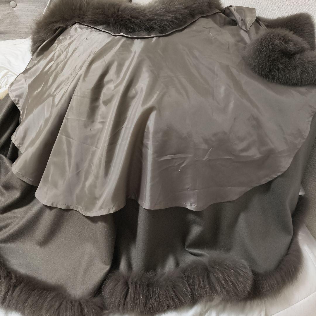 もも！カシミヤ100 フォックスファー　定価45万円　タグ付きケープコート