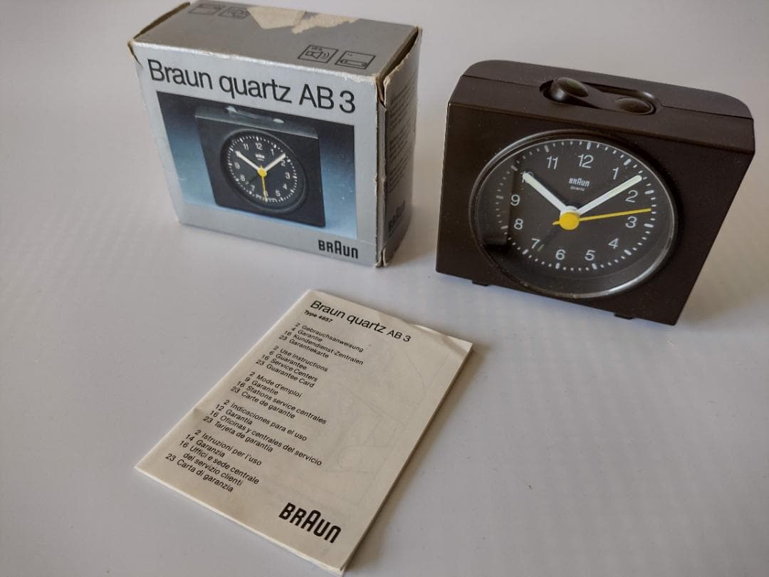 ブラウン BRAUN 小型置時計 シンプル横型 アラーム 珍しいドイツ製