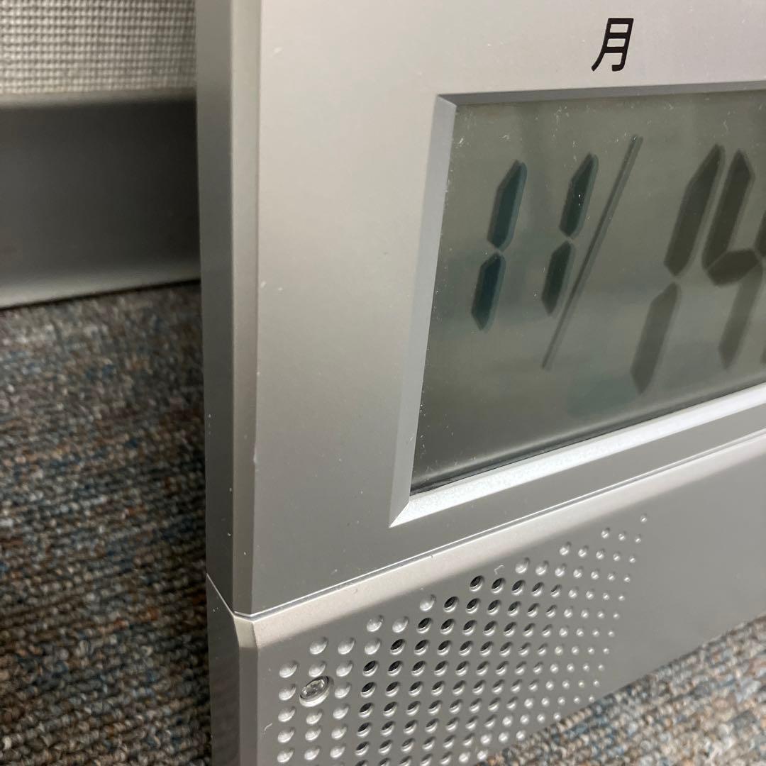 SEIKO デジタル温湿度計付き時計 SQ434S