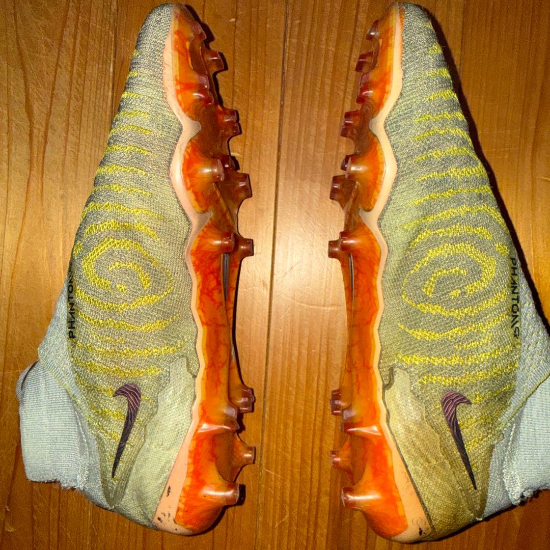 Nike サッカーシューズ ハイカット イエロー/グレー