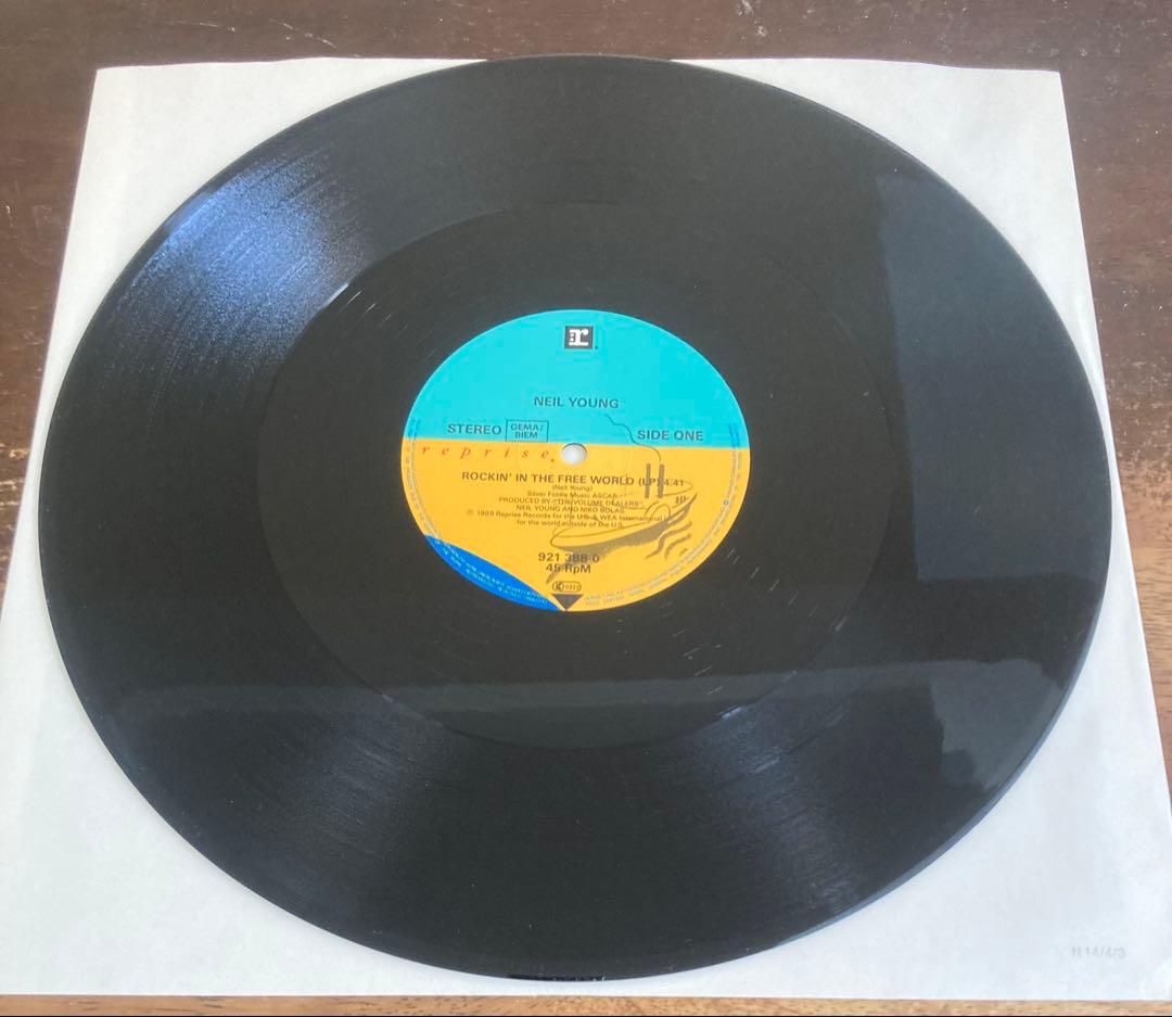 ■最高音質12インチ■NEIL YOUNG / ニールヤング ■Rockin’